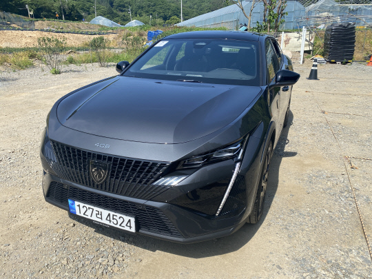 뉴 푸조 408. 이상현 기자